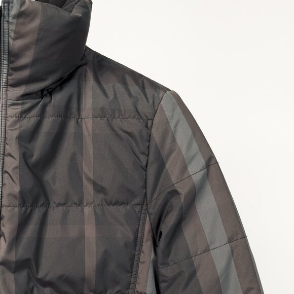 Burberry Brit Grey-Check Reversible Belted Goose Down Puffer Jacket - Picture 9 of 16